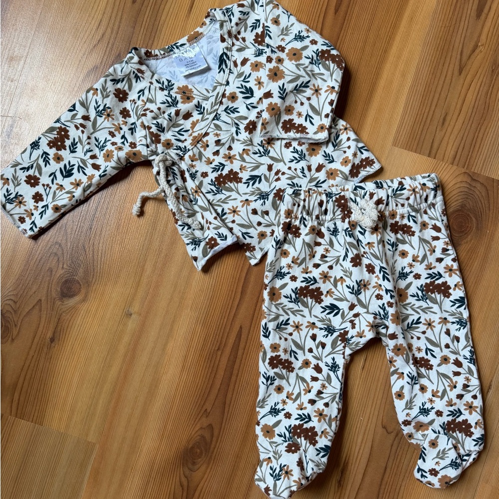 Mebie Baby Harvest Floral Cotton Layette Set